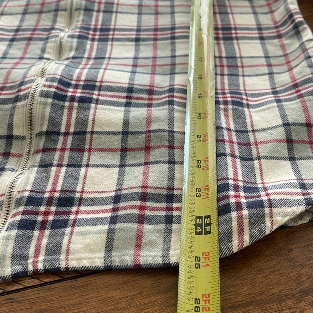Chaps Women’s full zip up paid flannel shirt size M - Picture 5 of 11